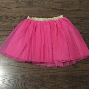 Sonoma pink skirt barely used w stitched in shorts